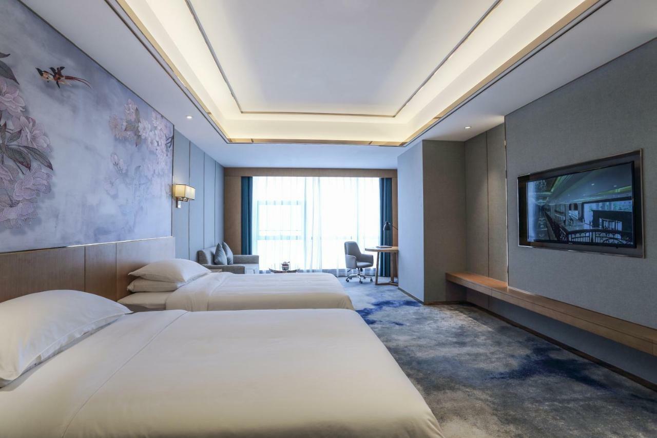 Venus Royal Hotel Foshan Kuiqi Road Metro Station Buitenkant foto